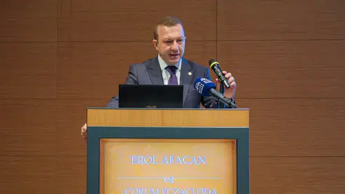 ‘Toplumsal Ön Yargıları Kırmalıyız’