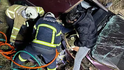 Otomobil Şarampole Devrildi