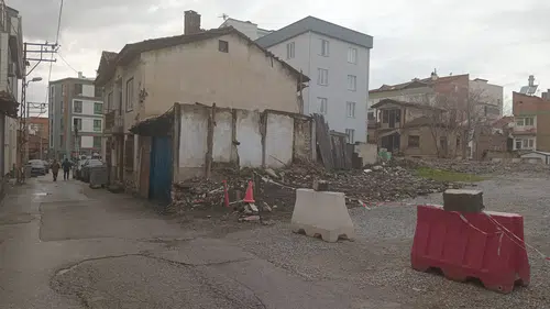 Çorum’un Kalbinde “Harabe” Alarmı