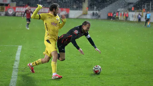 Çorum Kalesi Yıkıldı!