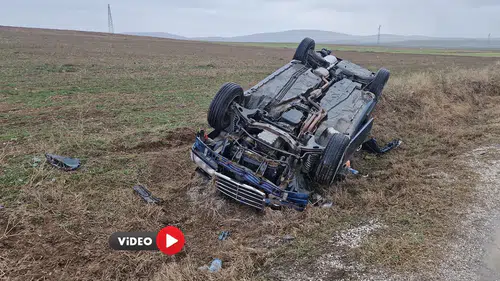 Otomobil Şarampole Devrildi: 1 Yaralı