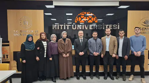 Yıldırım, Üniversiteli Gençlerle Buluştu