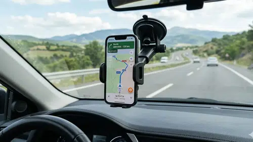 Otomobillerde Telefon Tutucular Yasaklandı Mı ?