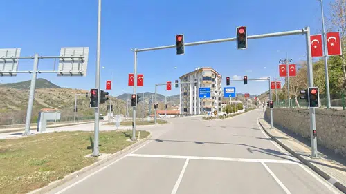 Beşevler Kavşağı’na Sinyalizasyon Sistemi