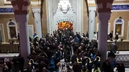 Kadir Gecesi Coşkusu Camilere Sığmadı