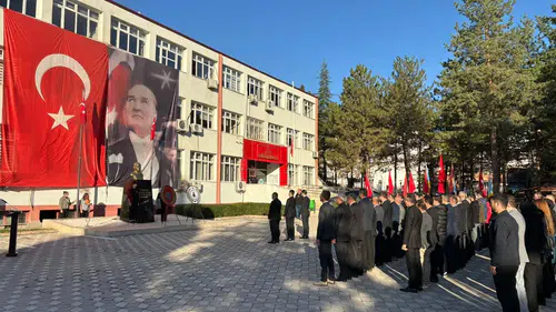 Bayat'ta 18 Mart Şehitleri Anma Günü ve Çanakkale Deniz Zaferi'nin 111. Yıl Dönümü Kutlandı