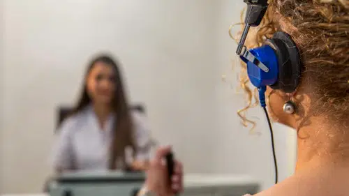 İşitme Kayıplarına Karşı Uzman Uyarısı