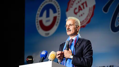 Bakandan Hızlı Tren Açıklaması  Sıradaki Adımı Açıkladı