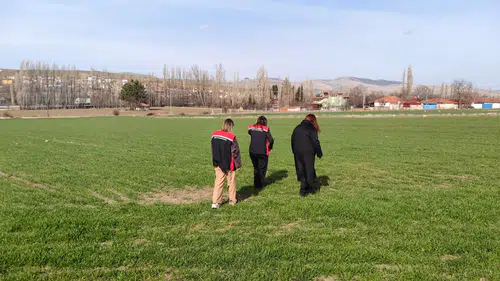 Kadın Çiftçiler Üretime Güç Katıyor