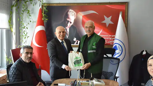 Yeşilay Heyeti Başkan Çizikci'yi Ziyaret Etti