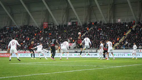 Sivasspor’a Karşı Üstün Olmadığımız Tek Başlık Hangisi Oldu?