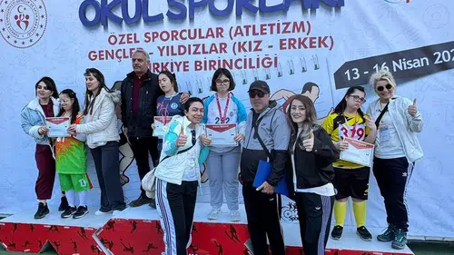 Özel Sporculardan Tarihi Başarı