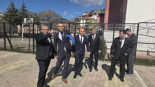 Eğitim Yatırımlarını Yerinde İnceledi