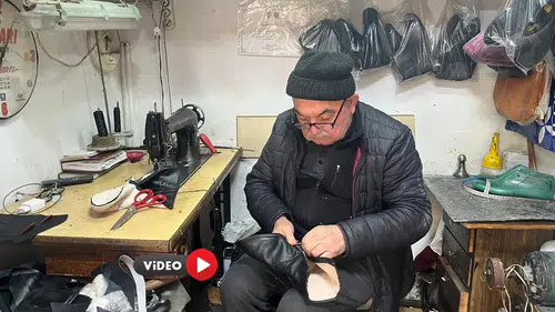 Unutulan Mesleğin Çınarı Zamana Tek Direniyor