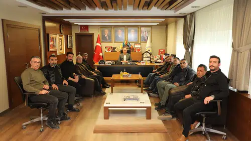 Başkandan Müteahhitlere Kaldırım İşgali Uyarısı