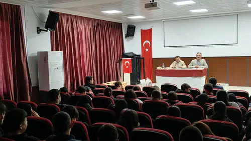 Yazar Öğretmenler Öğrencilerle Buluştu