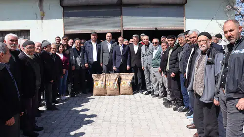 Çiftçiye Yüzde 50 Hibeli Ayçiçeği Tohumu Desteği