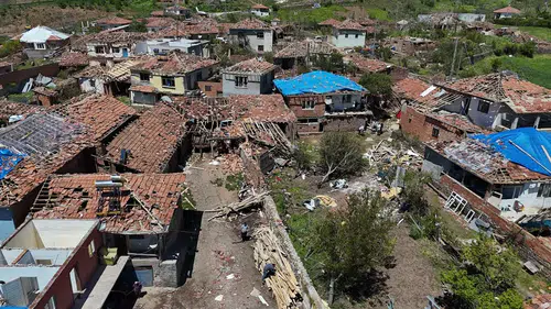 Hortum Felaketi Yaşayan Köyde Çalışmalar Sürüyor