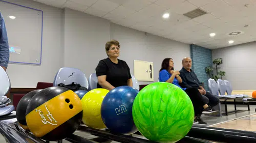 Belediye, Anneleri Bowling Etkinliğinde Ağırladı