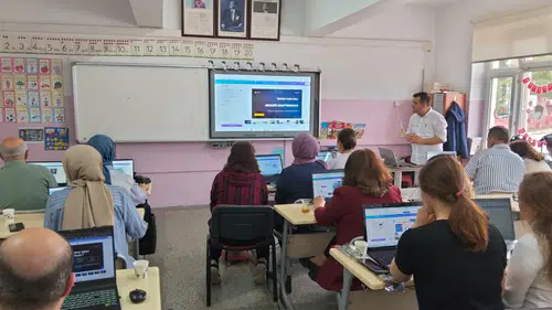 Yapay Zeka Kursları Sürüyor
