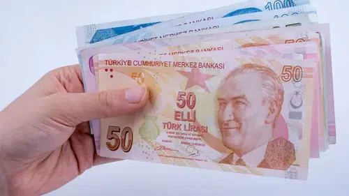 Binlerce öğrencinin borcu silindi