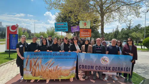 Çölyak’a Yürüyüşle Dikkat Çektiler