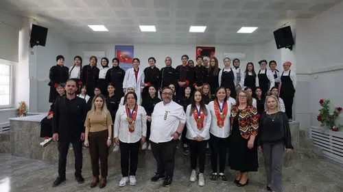 Gençler, Usta Şeflerle Mutfağa Girdi