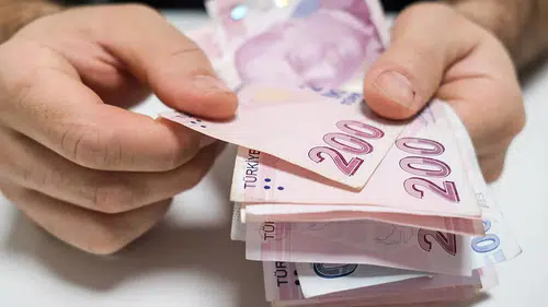 Emekliler Müjde: En Az Yüzde 50 Zam Yapılacak