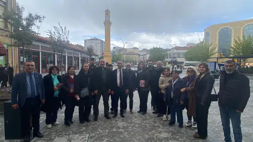 CHP’liler Arasta’da Esnafı Dinledi