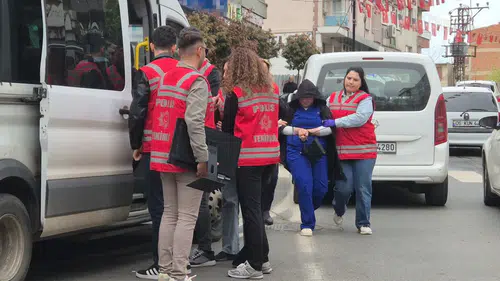 Güzellik Merkezi Maskesiyle Hesapları Boşalttılar