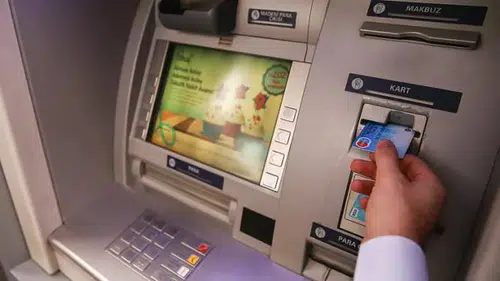 ATM'ye Gidenler Artık Bunu Yapacak