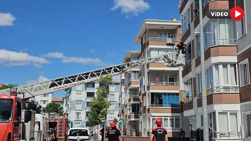 Apartmanda Çıkan Yangında 7 Kişi Dumandan Etkilendi