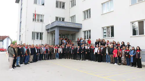 Taş, Mesai Arkadaşlarıyla Bayram Sevincini Paylaştı