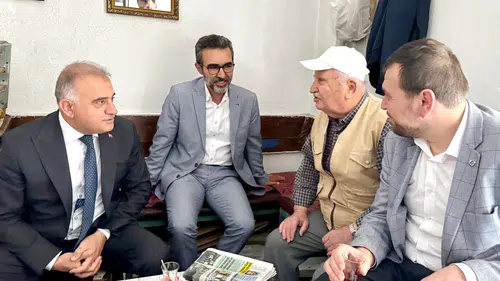Başkan Alar, Kulaksız Sokak’ta Esnafı Dinledi