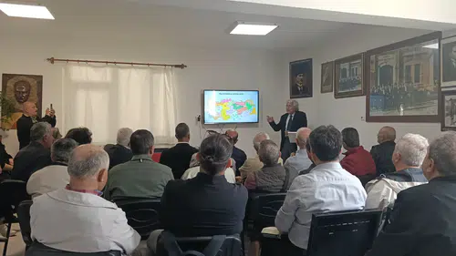 Köy Enstitüleri Söyleşisine Yoğun İlgi