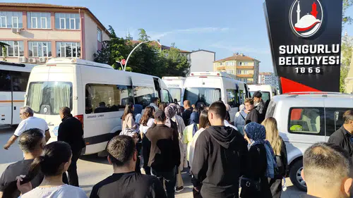 Sungurlu Belediyesinden Üniversite Adaylarına Ücretsiz Servis Hizmeti
