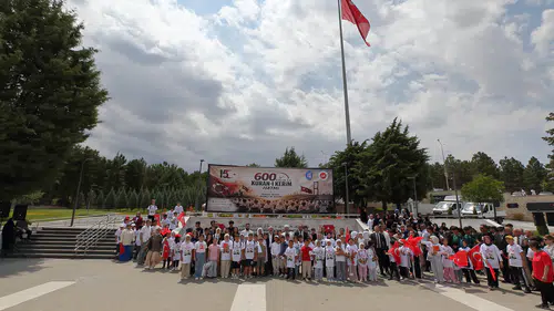 Çorum Şehitliği'nde Duygu Dolu Anlar