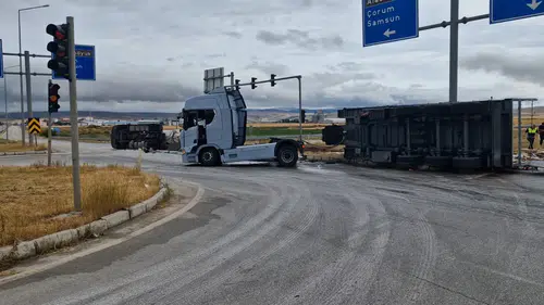 Yine Ölüm Kavşağı Yine Kaza!