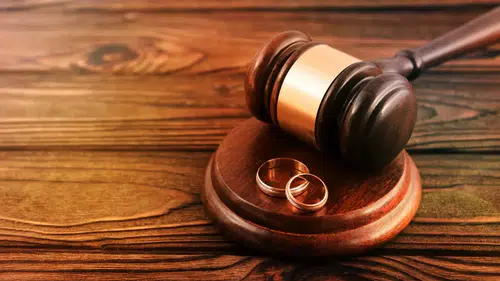 Boşanma Davası Açarken İki Kere Düşünün