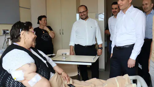 Hastaları Yalnız Bırakmadı
