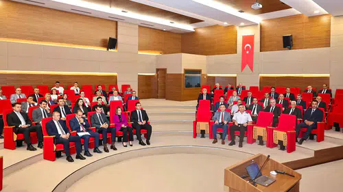 Kamu Hizmetlerinin Verimliliğini Artıracak Adımlar Konuşuldu