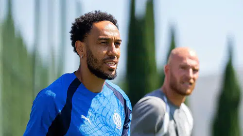 Kulüpten Ilk Resmi Açıklama: Aubameyang ile …