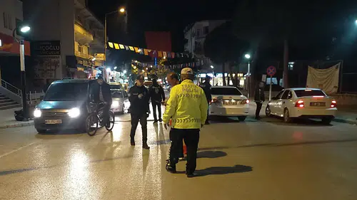 Aranan 21 Kişi Yakalandı