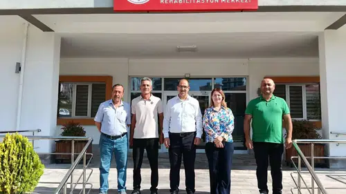 Huzurevi Sakinleri Yalnız Bırakılmıyor
