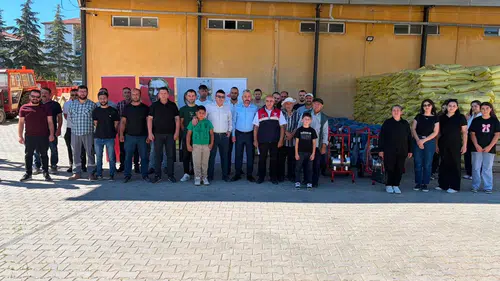 Mecitözü’nde Üreticilere Süt Sağım Makinesi Hibe Edildi