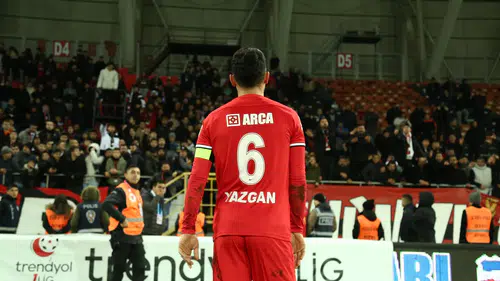 Çorum FK Kaptanına Veda Etti