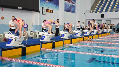 Çorum’da Para, Deaf Yüzme Şampiyonası heyecanı yaşandı