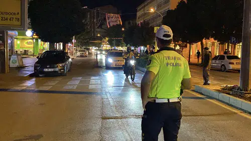 Aranan 12 Kişi Yakalandı