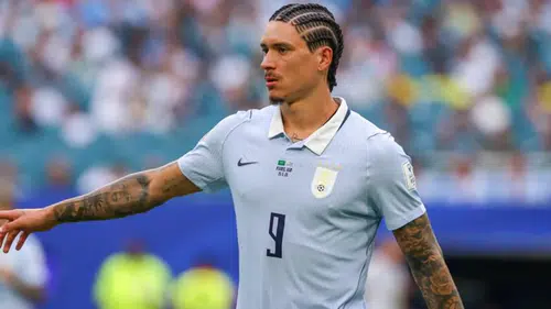 Rakiplerin Transfer Pazarı Alev Alev