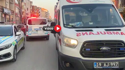 Motosiklet ile Bisiklet Çarpıştı: 2 Yaralı